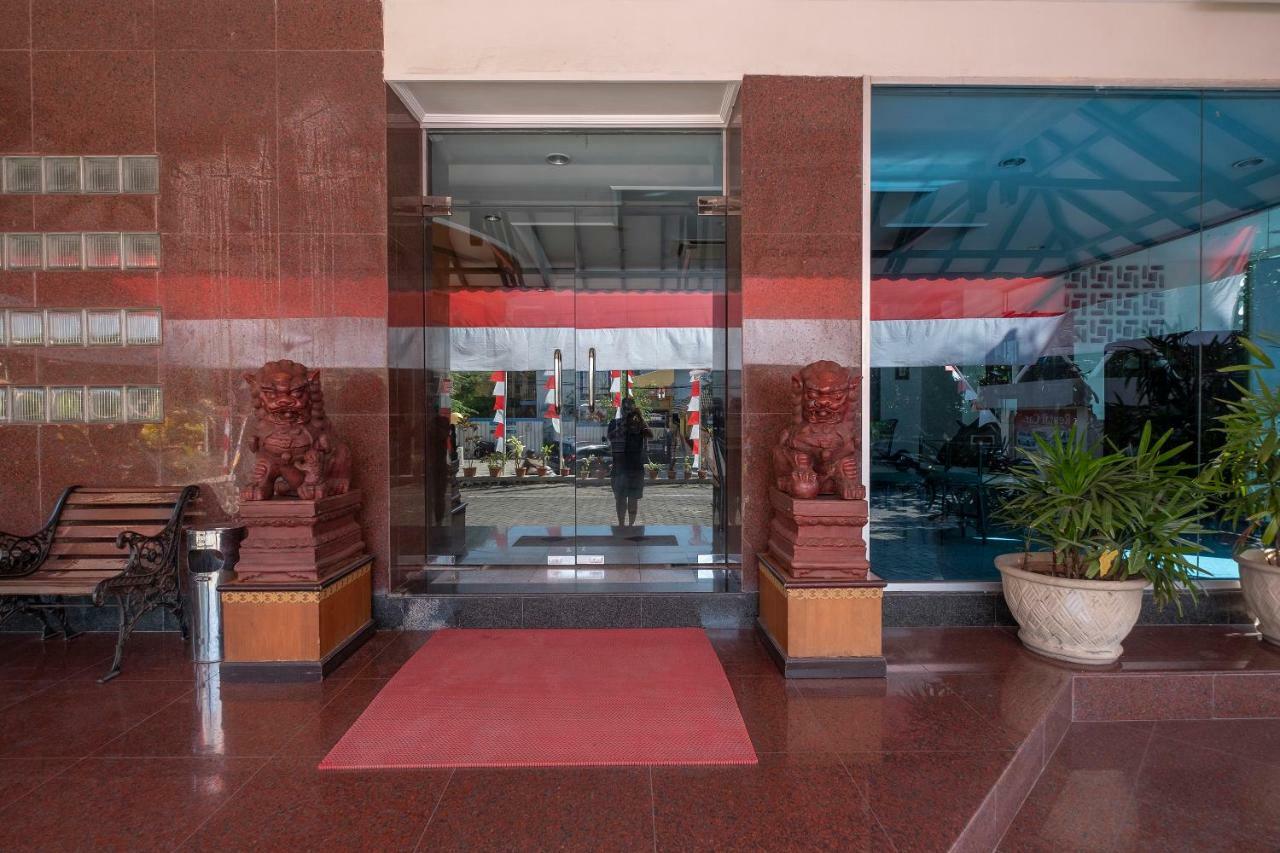 Oyo 628 Losari Metro Makassar Exteriör bild