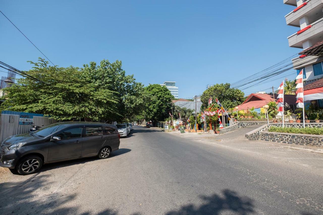 Oyo 628 Losari Metro Makassar Exteriör bild